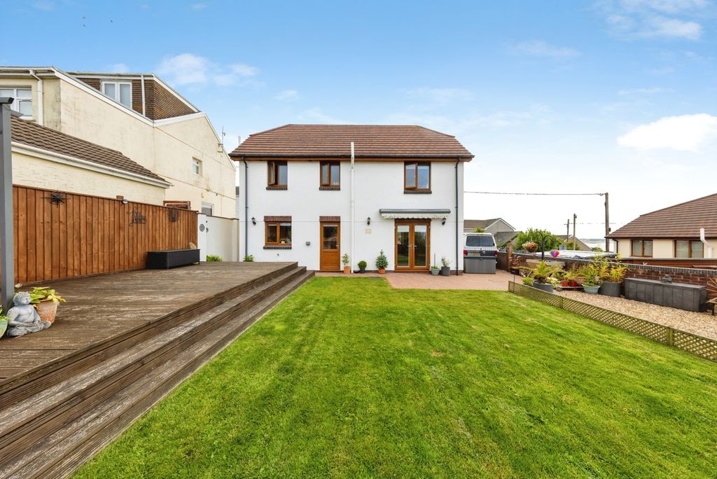 Property photo 1 of 26 Pbox-Img.Jpg