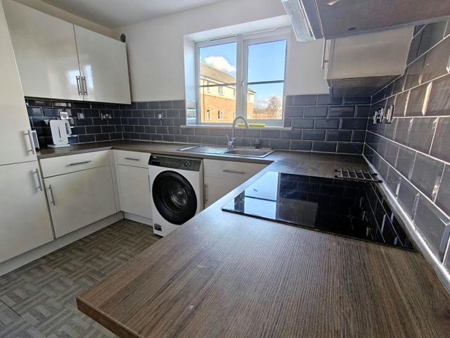 Property photo 3 of 16