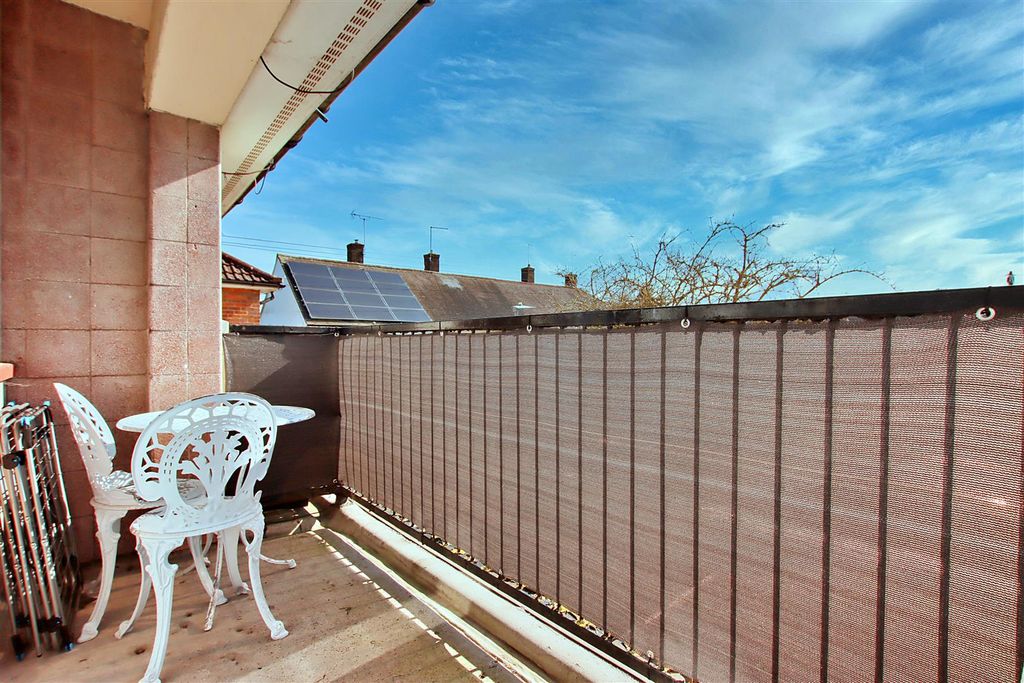 Property photo 3 of 7 Img_4942.Jpg