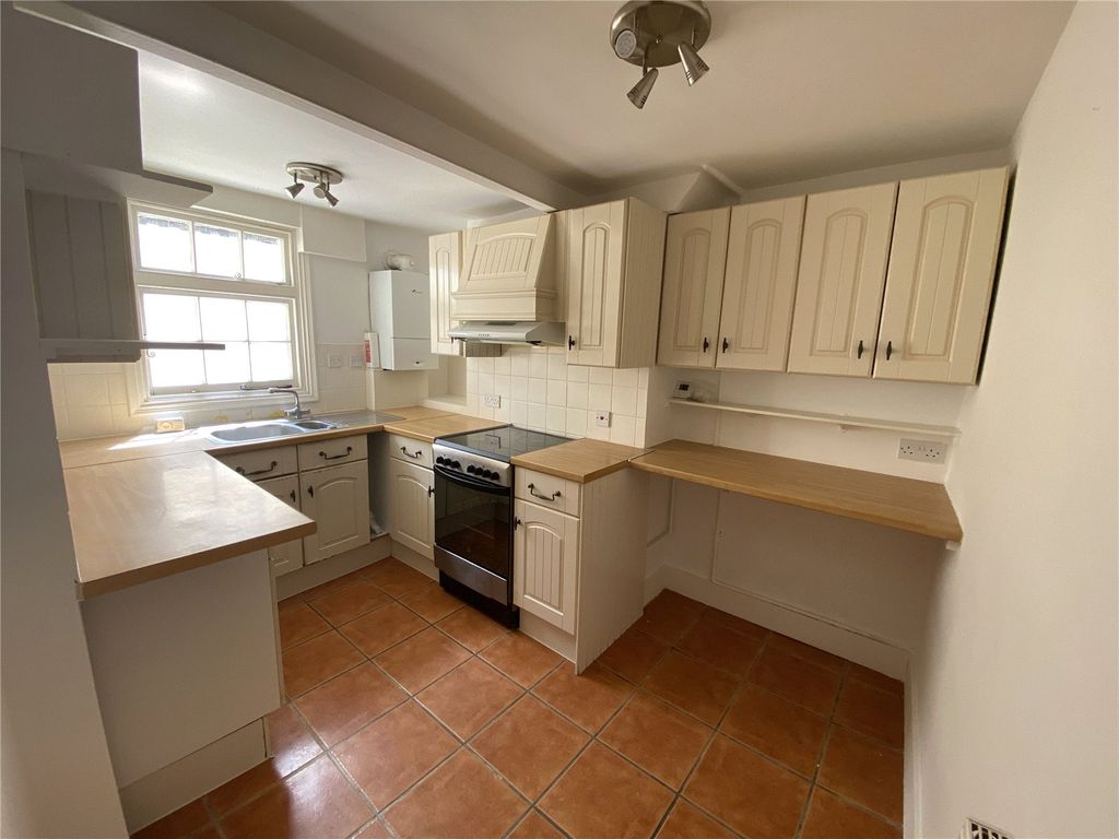 Property photo 3 of 11 Picture No. 24
