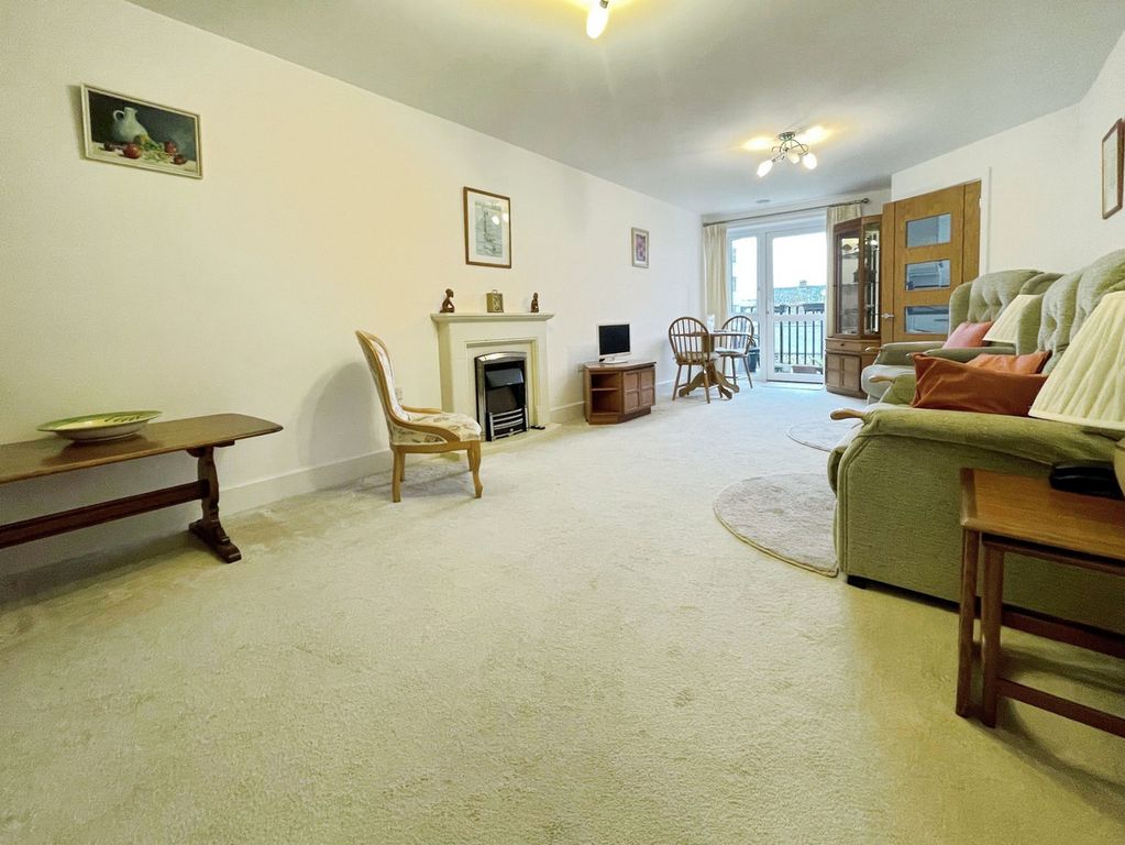 Property photo 2 of 10