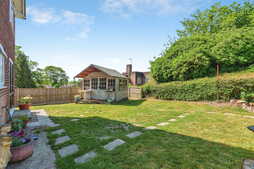 Property photo 3 of 10