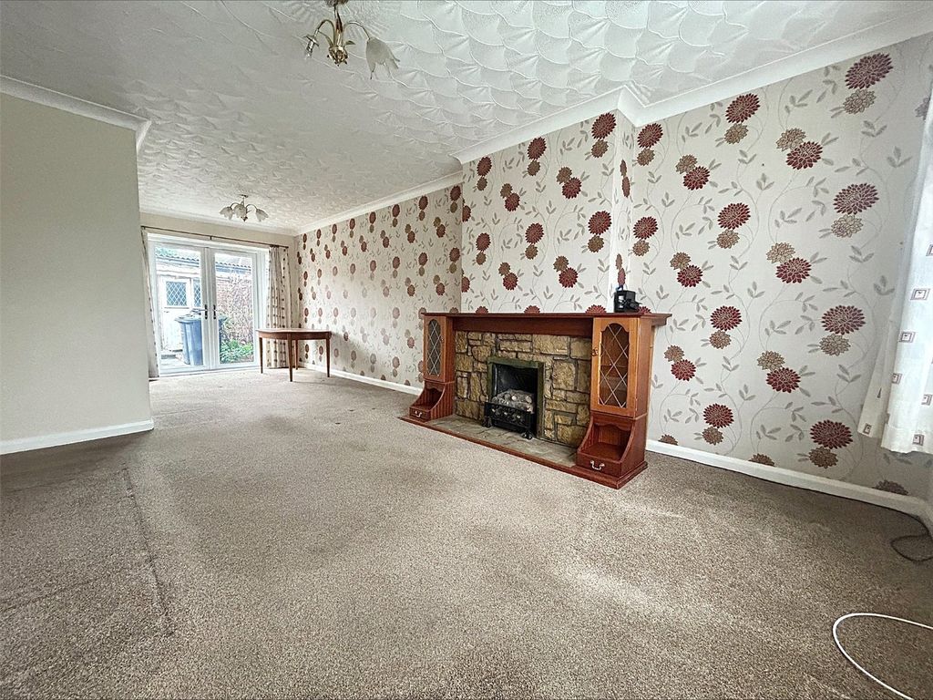 Property photo 2 of 17 Picture No. 02