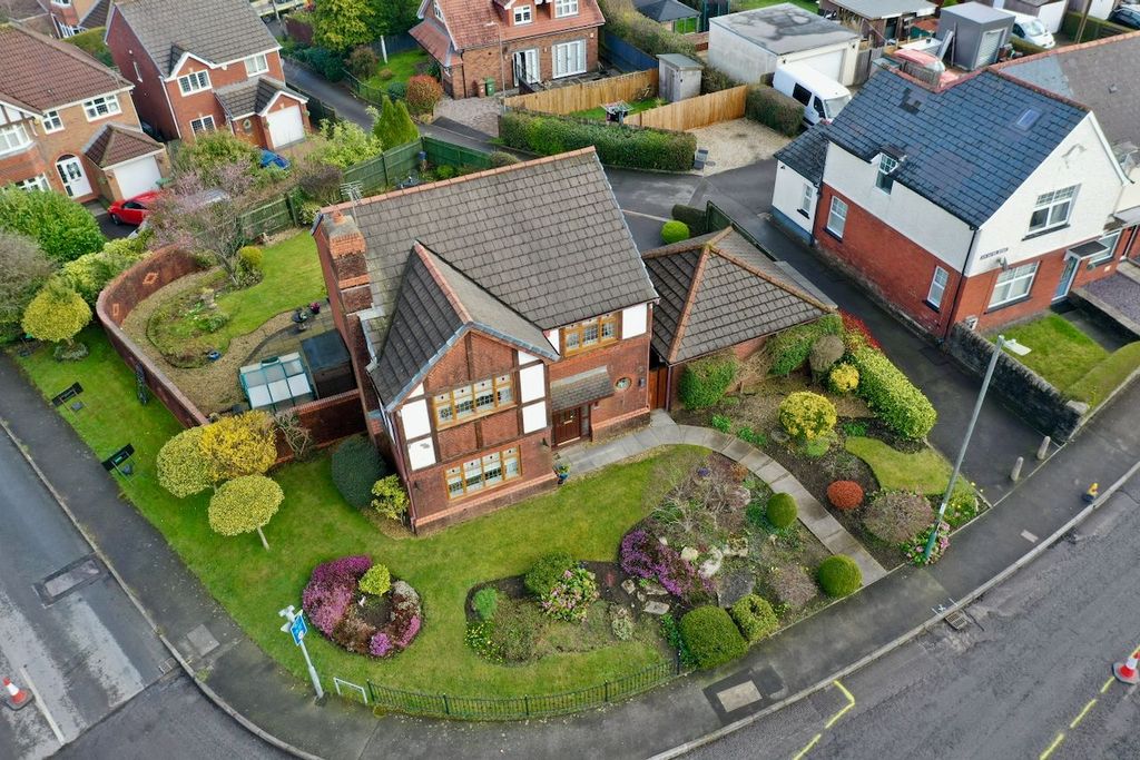 Property photo 1 of 45