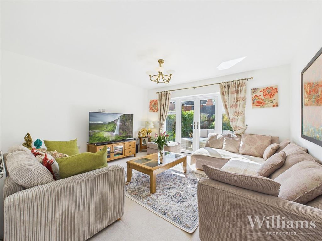 Property photo 3 of 29 Cam02861G0-Pr0486-Still027.Jpg