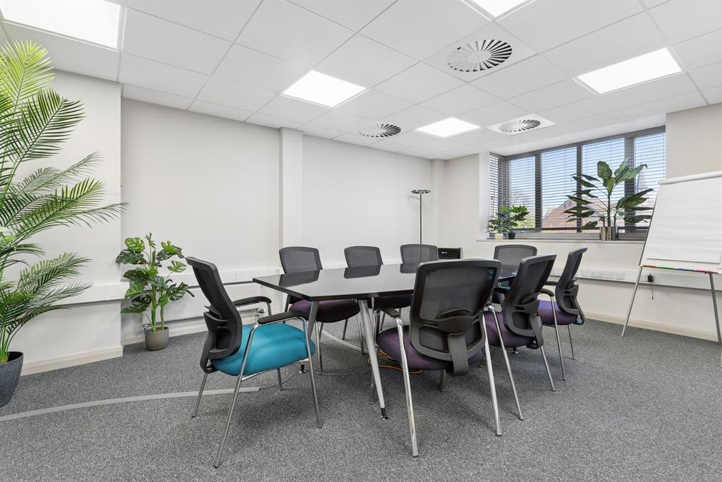 Property photo 3 of 6 Photo