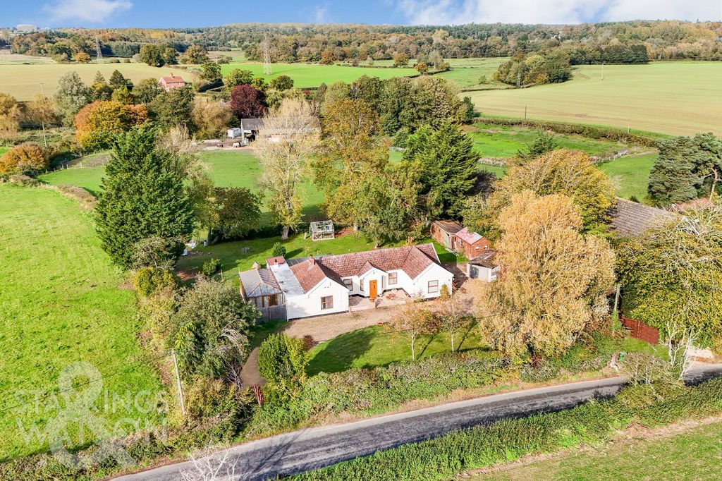 Property photo 2 of 28