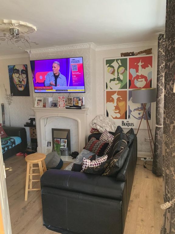 Property photo 2 of 13