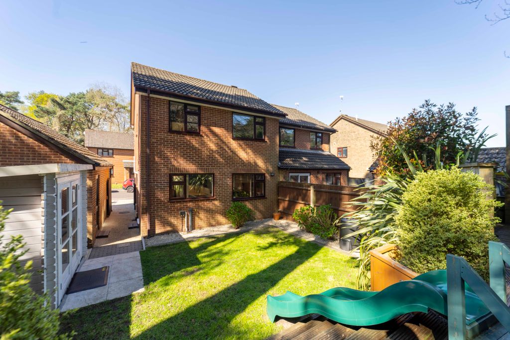 Property photo 2 of 19 Wentworth Drive Image - By Ben Parker-35.Jpg