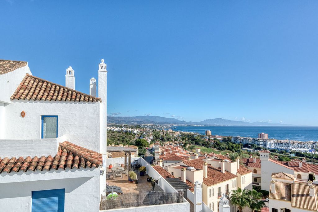 Property photo 3 of 37