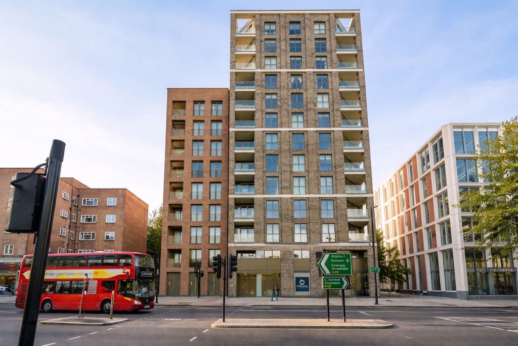 Property photo 1 of 9