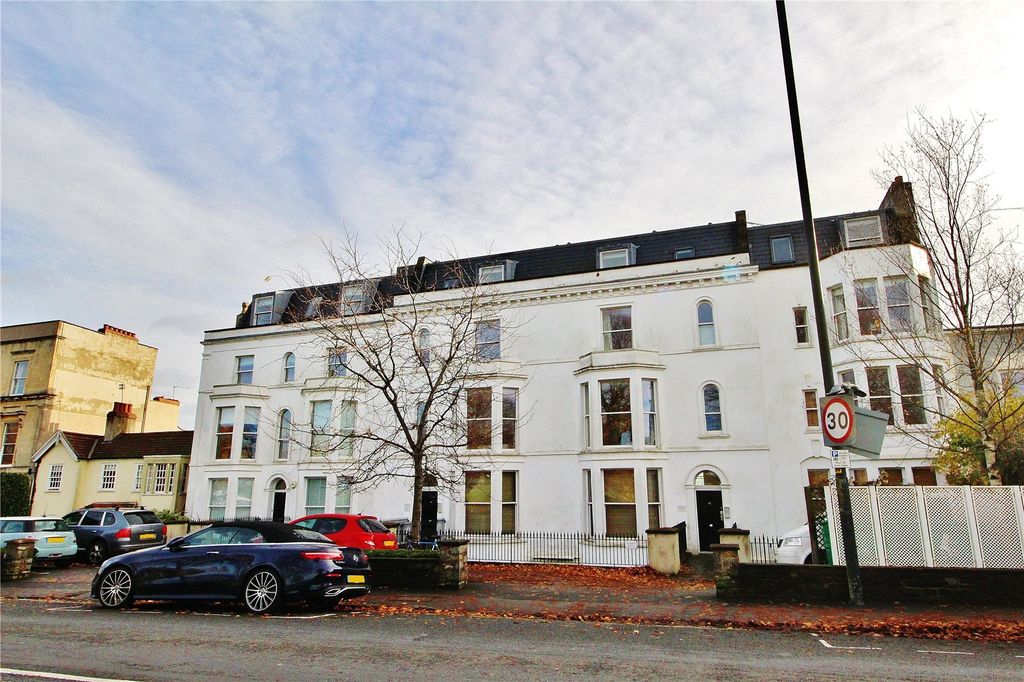Property photo 1 of 11 Picture No. 29
