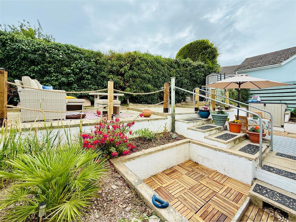 Property photo 2 of 17 Rear Garden.Jpg