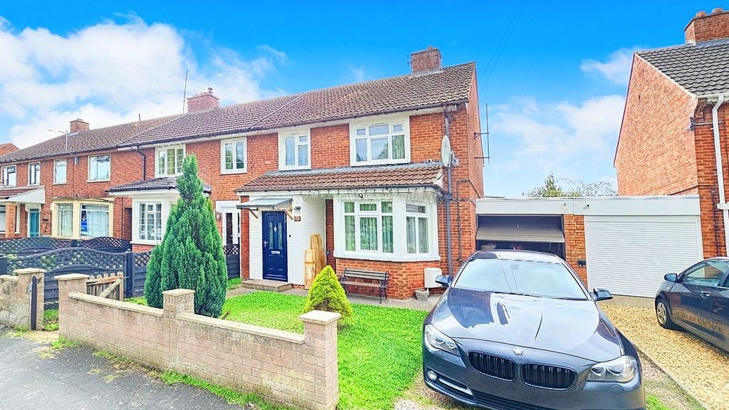 Property photo 1 of 24 Photo 30