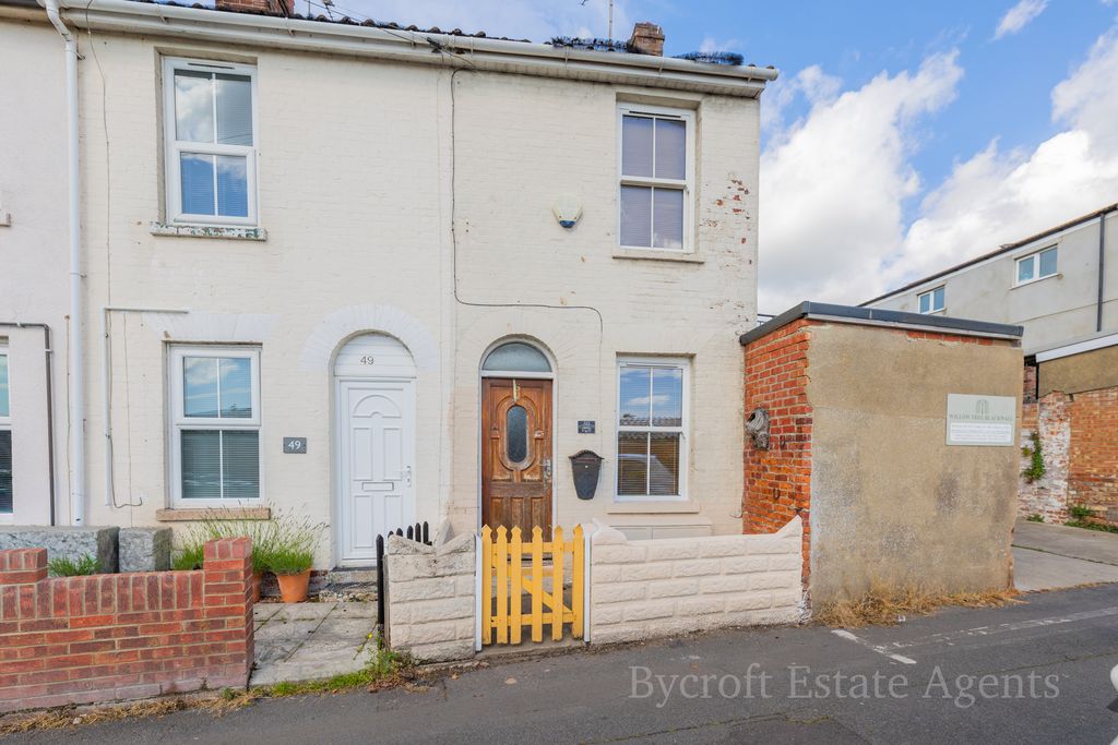 Property photo 1 of 11