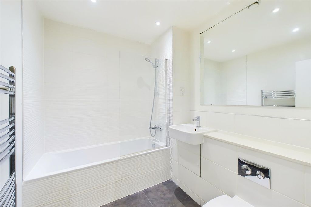 Property photo 3 of 10 4.Jpg