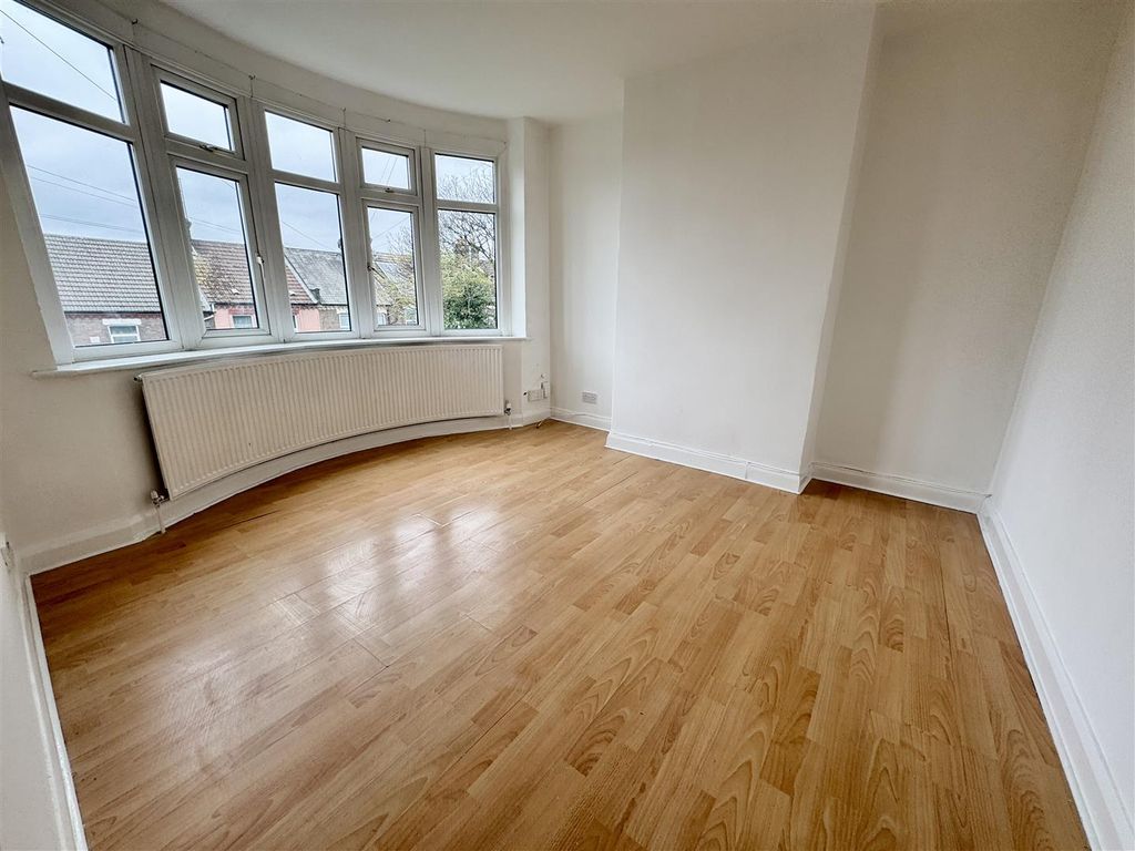 Property photo 3 of 9 Img_6483.Jpg