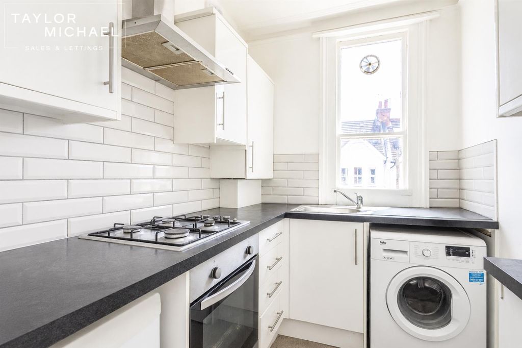 Property photo 2 of 13 Kitchen