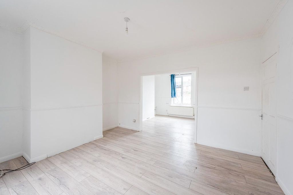 Property photo 2 of 8 Photography