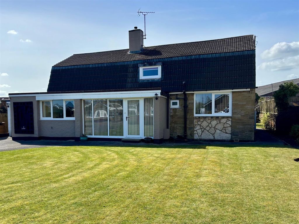 Property photo 1 of 27