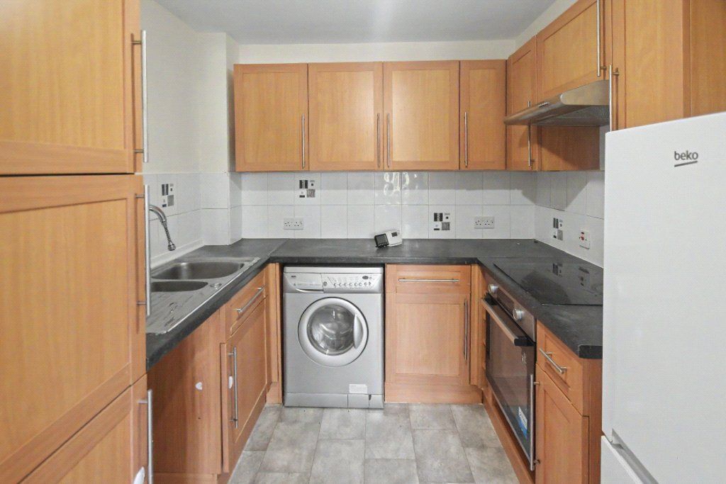 Property photo 3 of 11 Picture No. 13