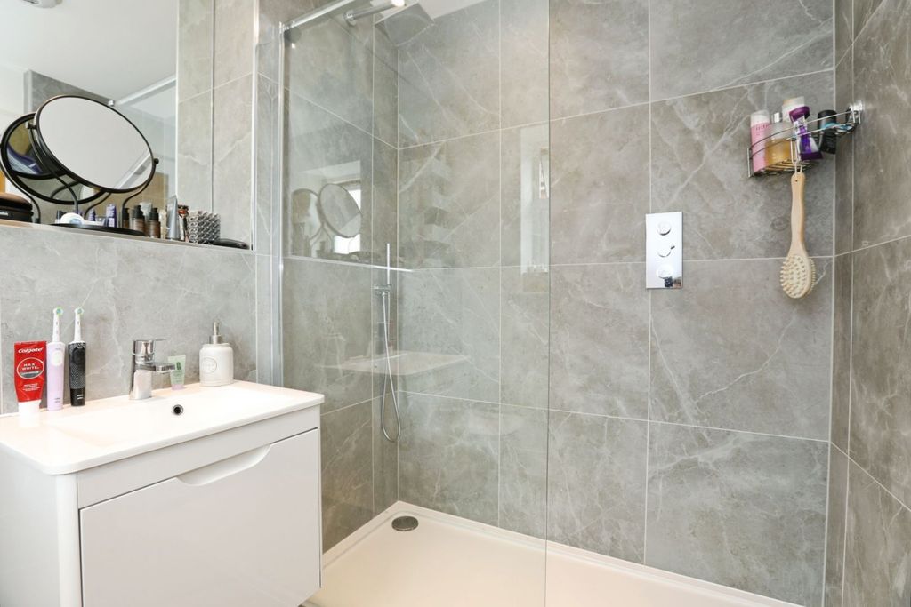Additional image 9 of 4 bed detached house for saleStick Hill, Edenbridge TN8