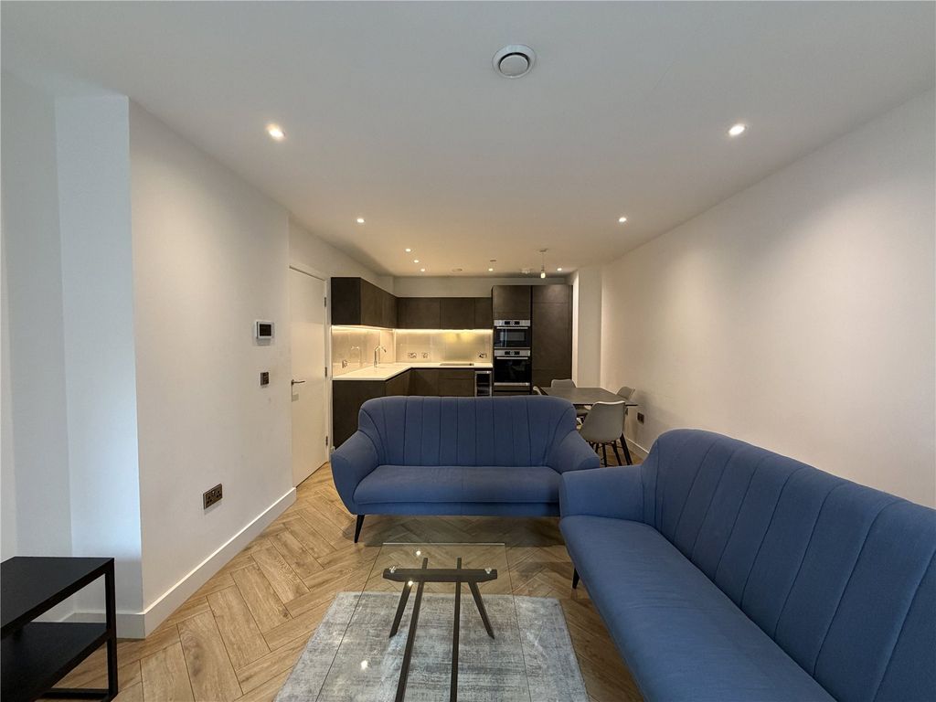 Property photo 2 of 32 Picture No. 07