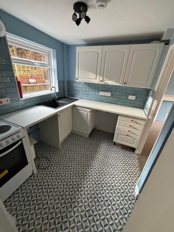 Property photo 3 of 14