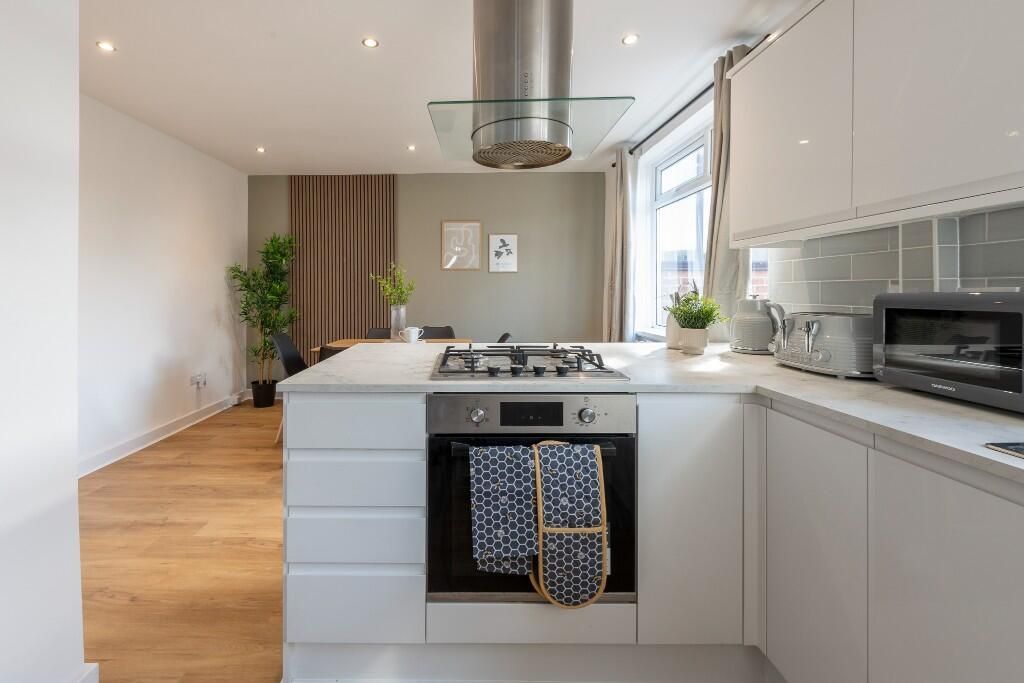 Property photo 2 of 9 Gallery