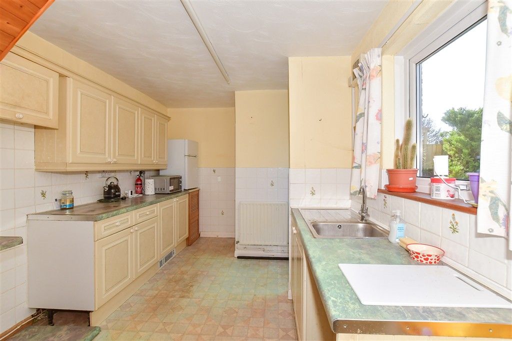 Property photo 1 of 16 Kitchen