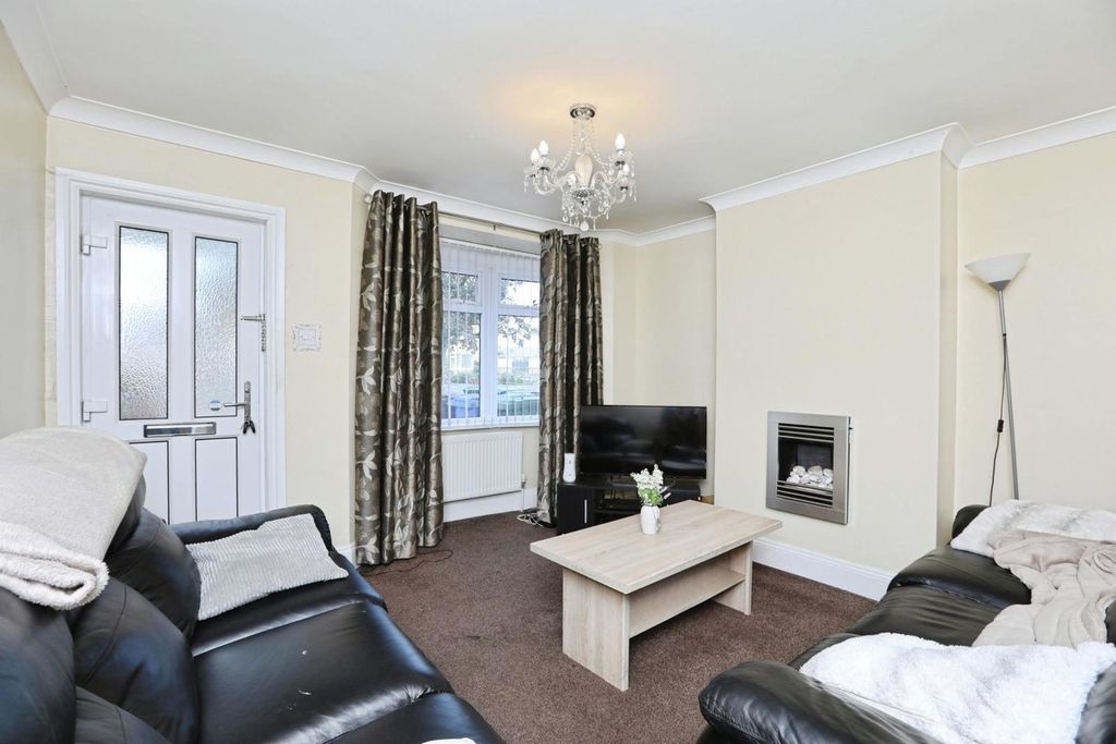 Property photo 2 of 13 Pbox-Img.Jpg