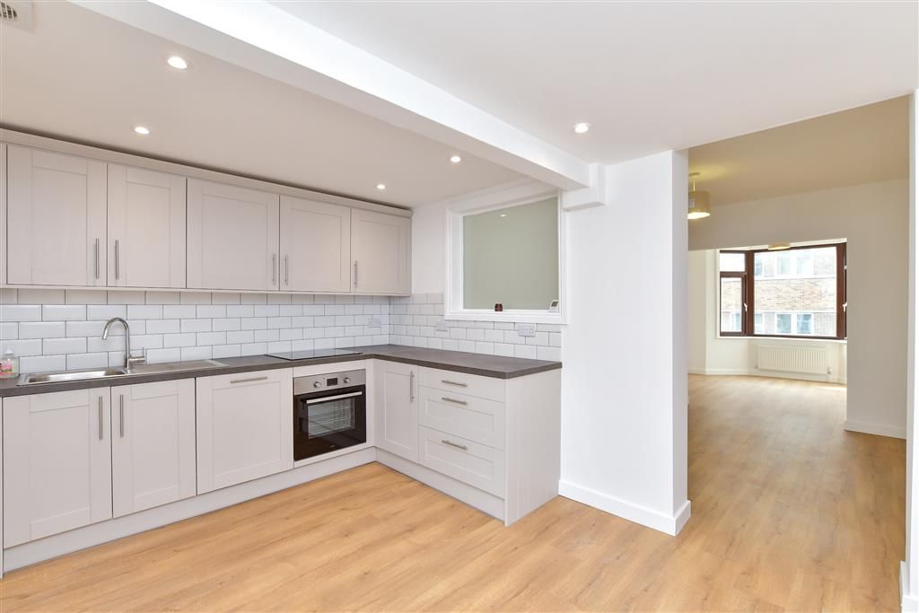 Property photo 1 of 14 Kitchen/ Breakfast Room