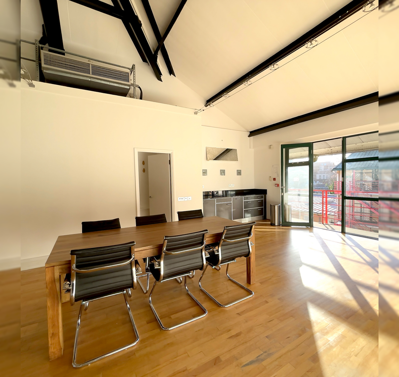 Property photo 2 of 5