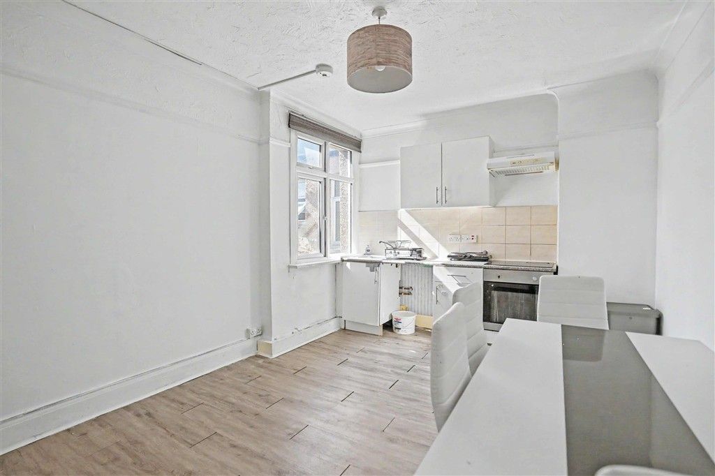 Property photo 2 of 5