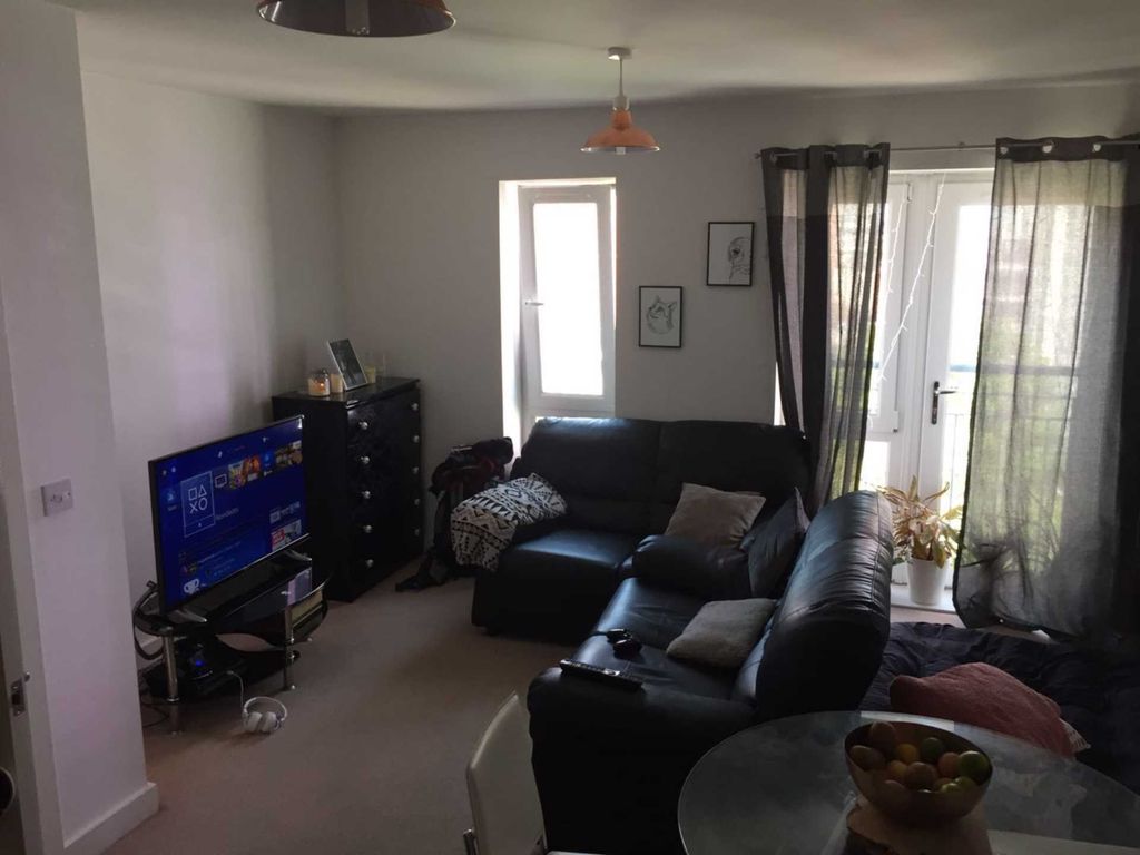Property photo 2 of 5