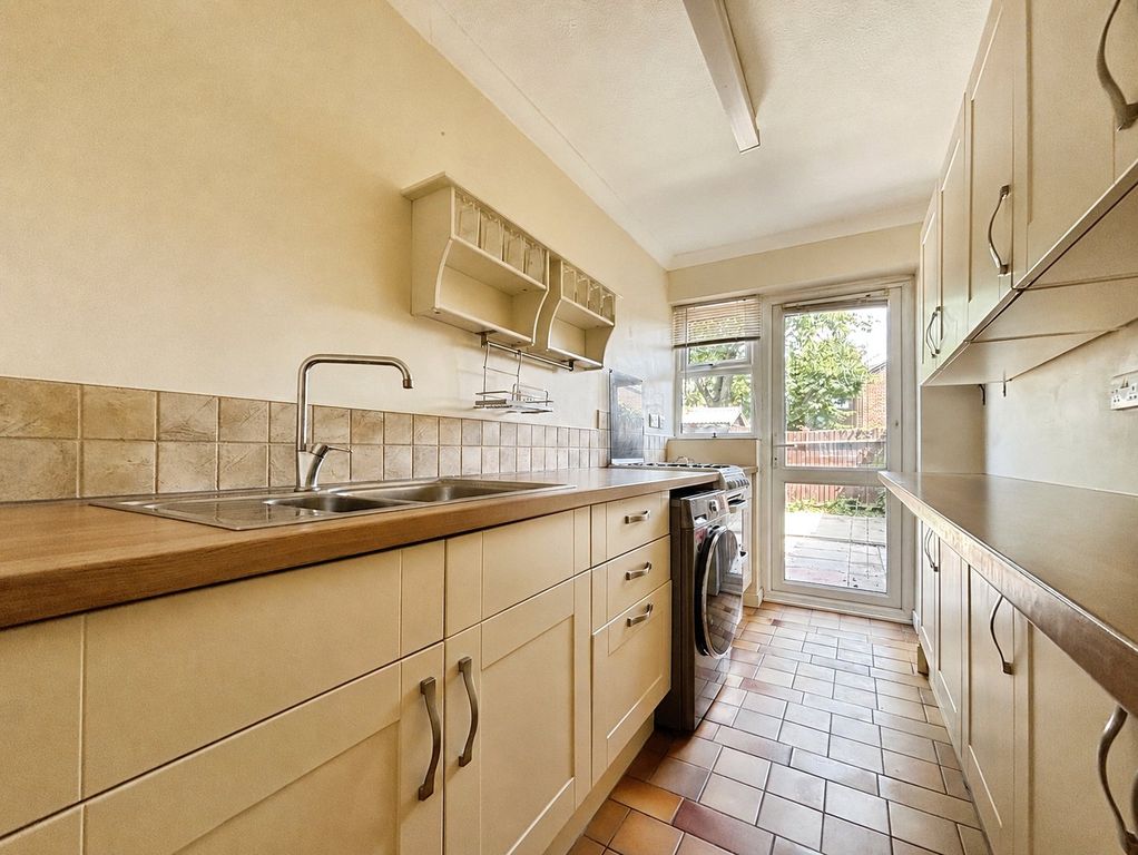Property photo 2 of 12 Picture No. 22