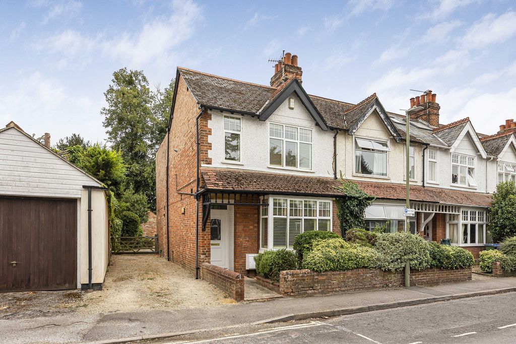 Property photo 1 of 30