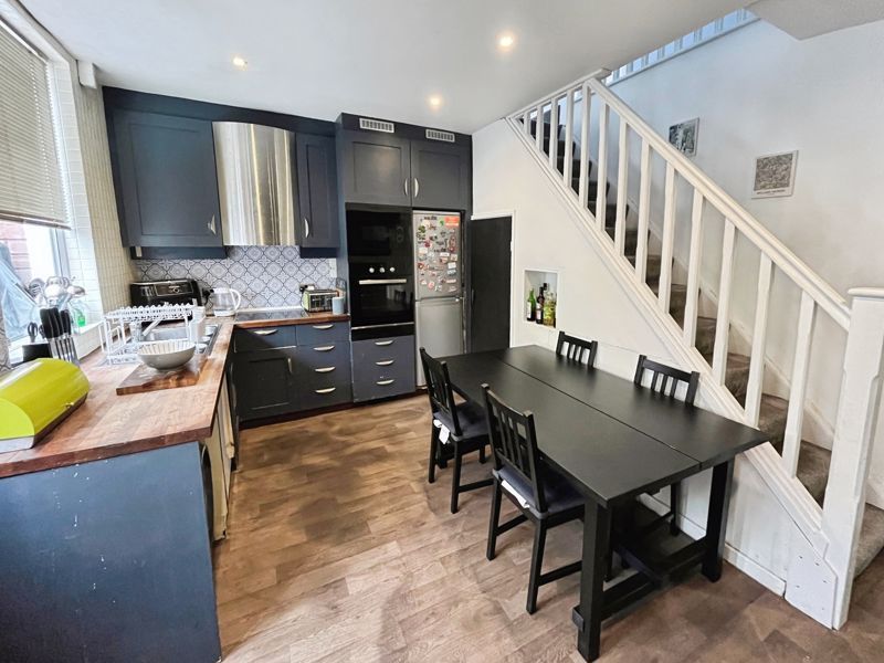 Property photo 2 of 12 Kitchen Diner