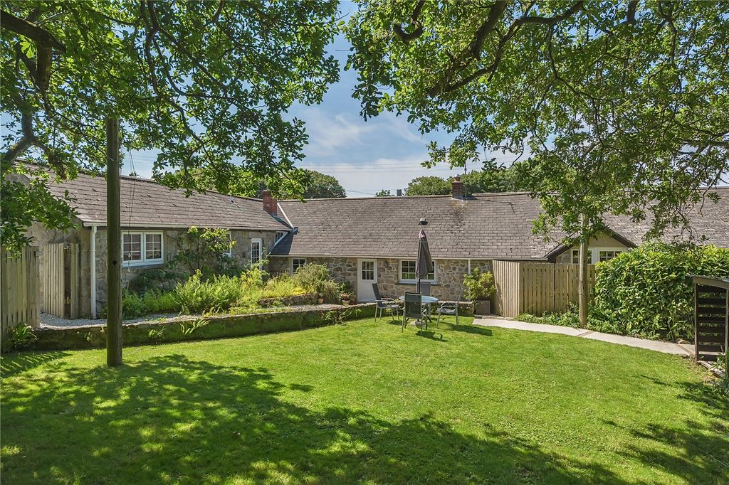 Property photo 3 of 30 Garden