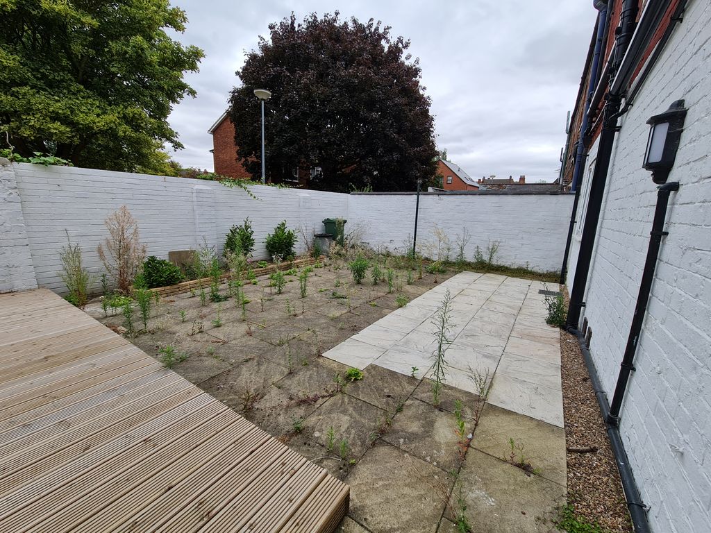 Property photo 3 of 4