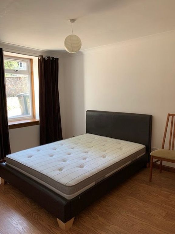 Property photo 3 of 9 12 Pl 4