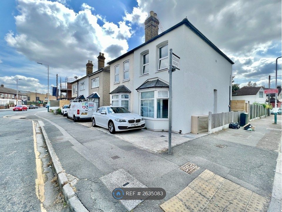 Property photo 1 of 9