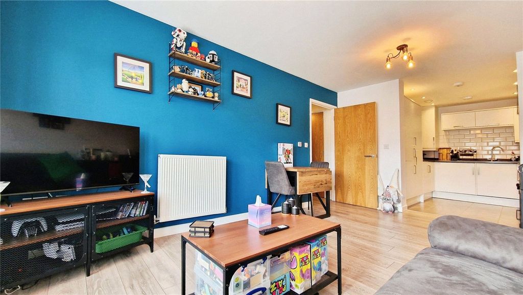 Property photo 2 of 12 Picture No. 05