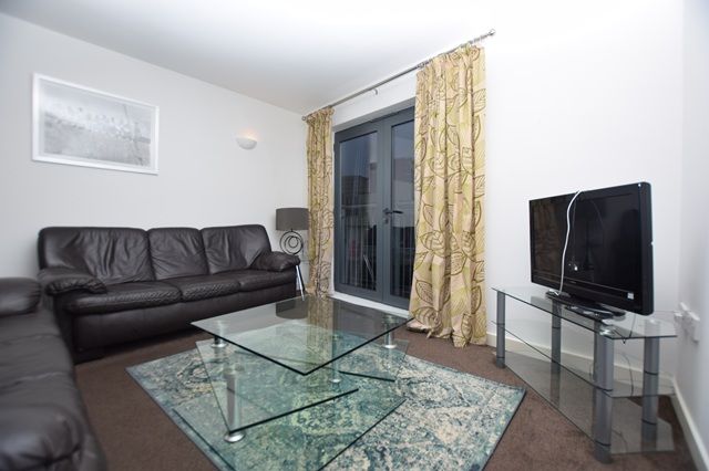 Property photo 3 of 12