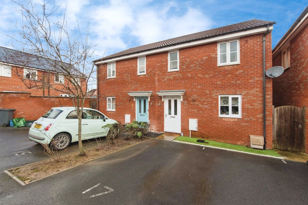 Property photo 1 of 13