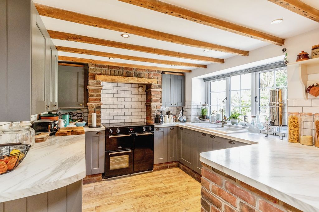 Property photo 1 of 22 Kitchen/Dining Area