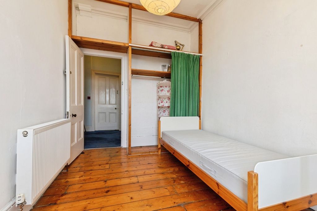 Property photo 3 of 7 Pbox-Img.Jpg