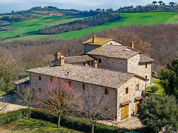 Property photo 3 of 30