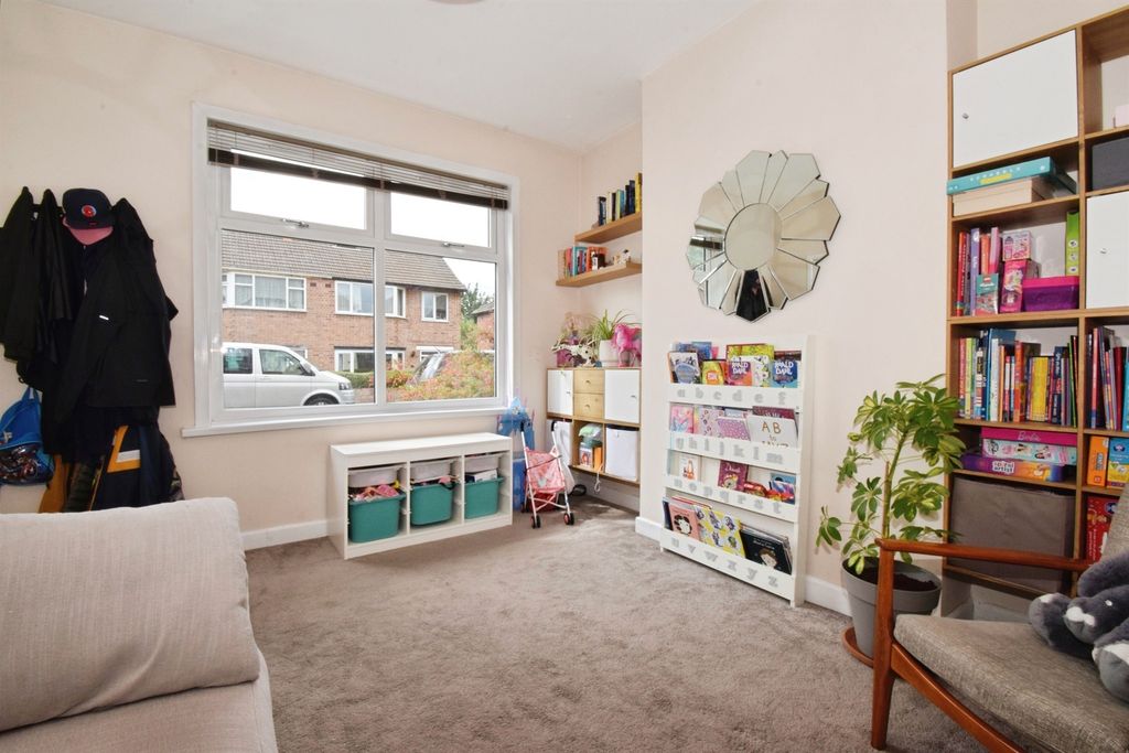 Property photo 2 of 17