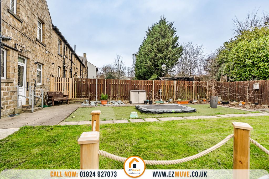 Property photo 3 of 35